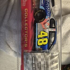 SpongeBob SquarePants Blue and Yellow Collector's Race Car